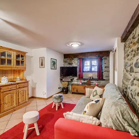 Alpine Essence, Typical Mountain Style Cir Ayas0036 Champoluc