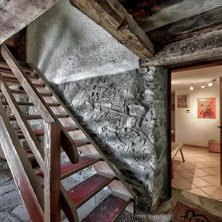 Alpine Essence, Typical Mountain Style Cir Ayas0036 Apartment Champoluc