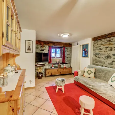 Alpine Essence, Typical Mountain Style Cir Ayas0036 * Champoluc