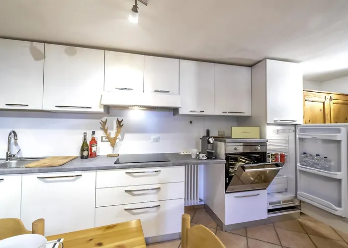 Alpine Essence, Typical Mountain Style Cir Ayas0036 Apartment